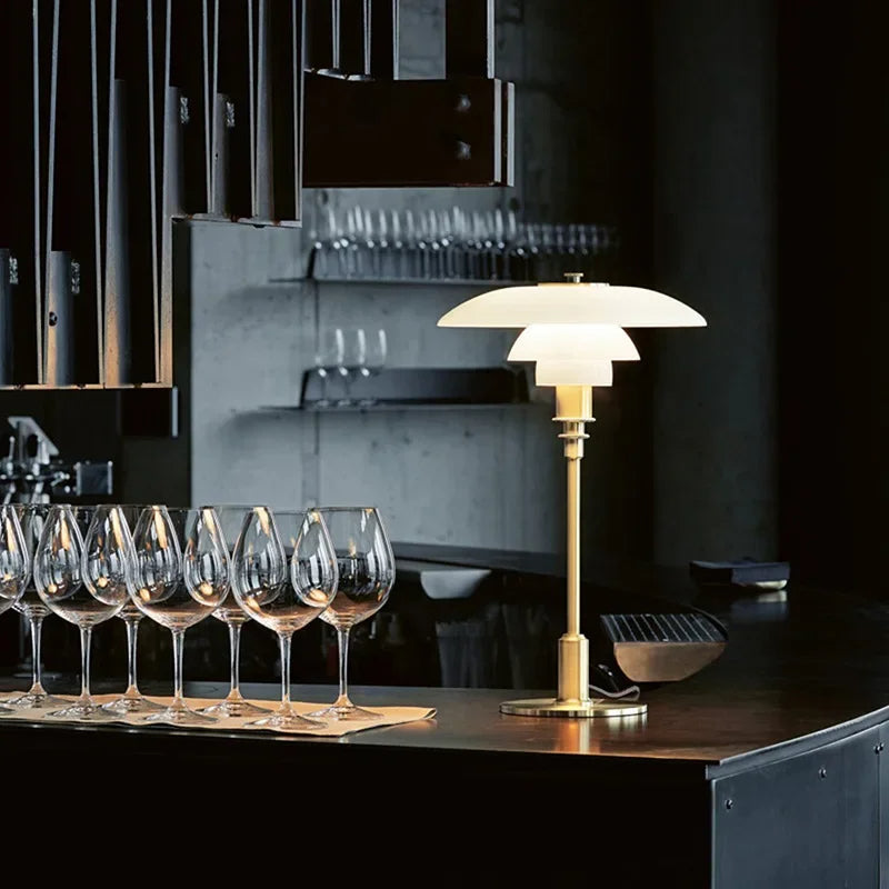 FjordGlow LED-Tischlampe – Modernes Design Warmweiß Wohnzimmer
