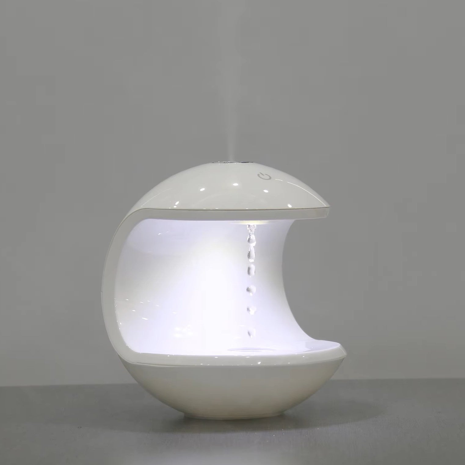 AeroGlow Schwebe-Lampe mit Nebeleffekt Weiß für Terrasse