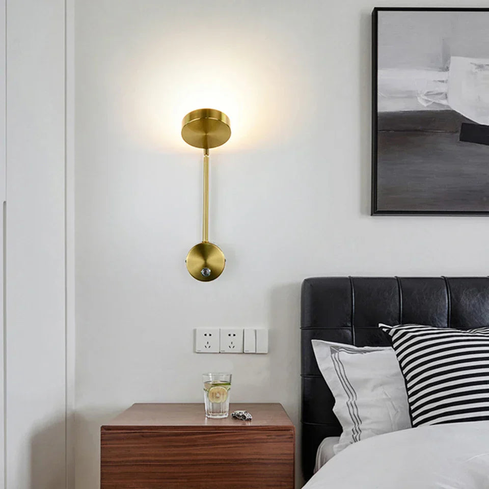 Brillux – Intelligente LED-Wandleuchte mit Dimmer