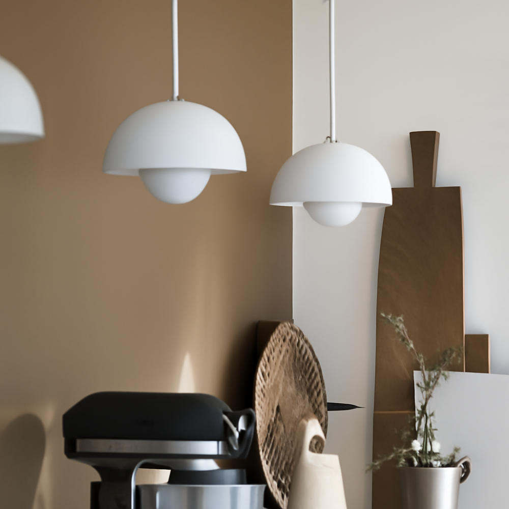 Halbkreisförmiger bunter Kronleuchter – Skandinavisches Design für Esszimmer & Wohnzimmer