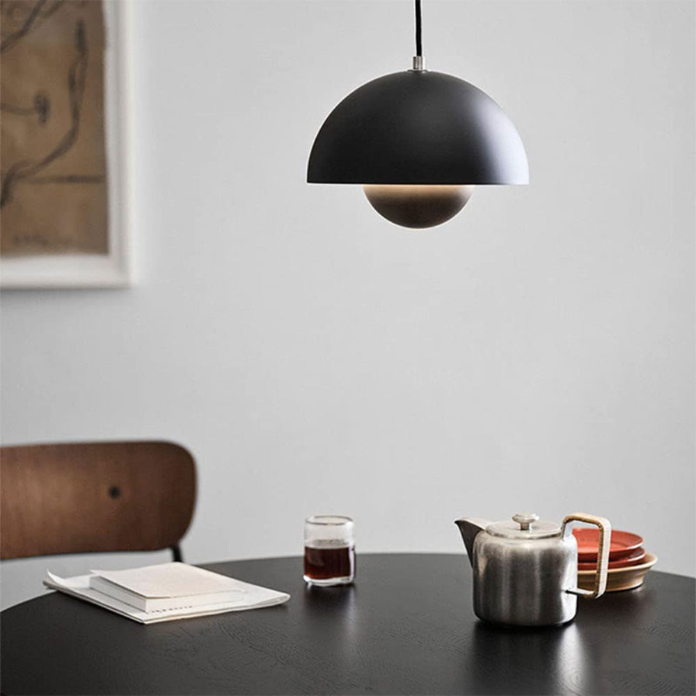 Halbkreisförmiger bunter Kronleuchter – Skandinavisches Design für Esszimmer & Wohnzimmer