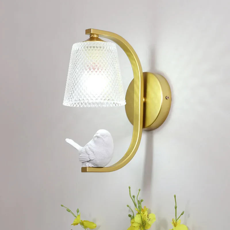 BirdLuxe - Elegante Wandleuchte mit Vogeldesign - Holz und Glas für das Schlafzimmer
