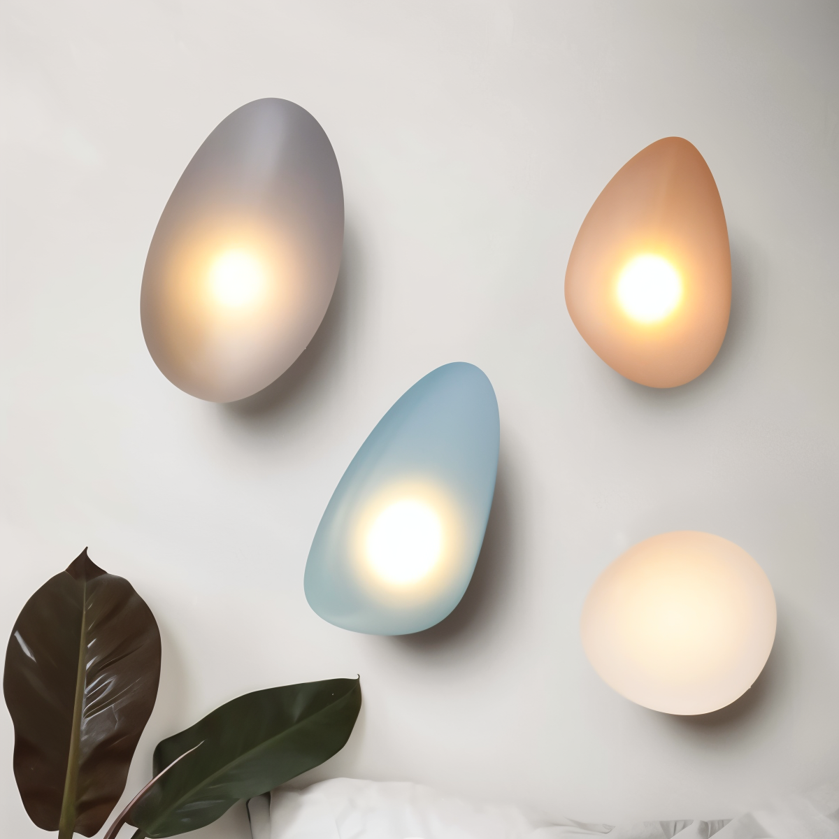 Glanzlicht - Minimalistische LED-Wandleuchte aus Glas
