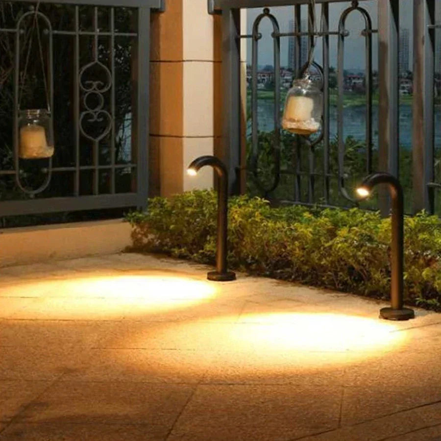 LumiStream - Bezaubernde LED-Wassergartenlampe