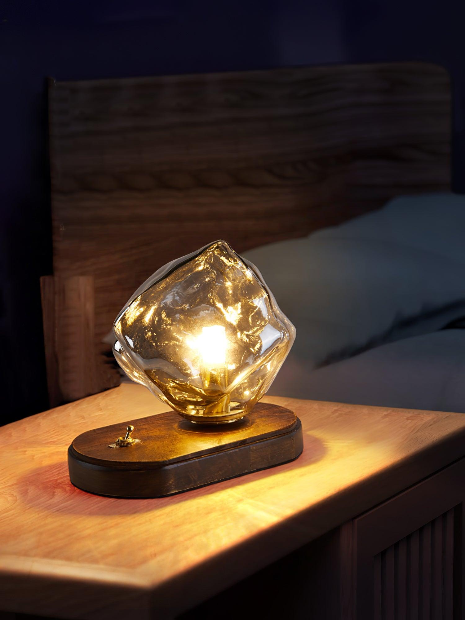 FrostGlow Vintage Glas-Tischlampe – Warmlicht Weiß fürs Wohnzimmer
