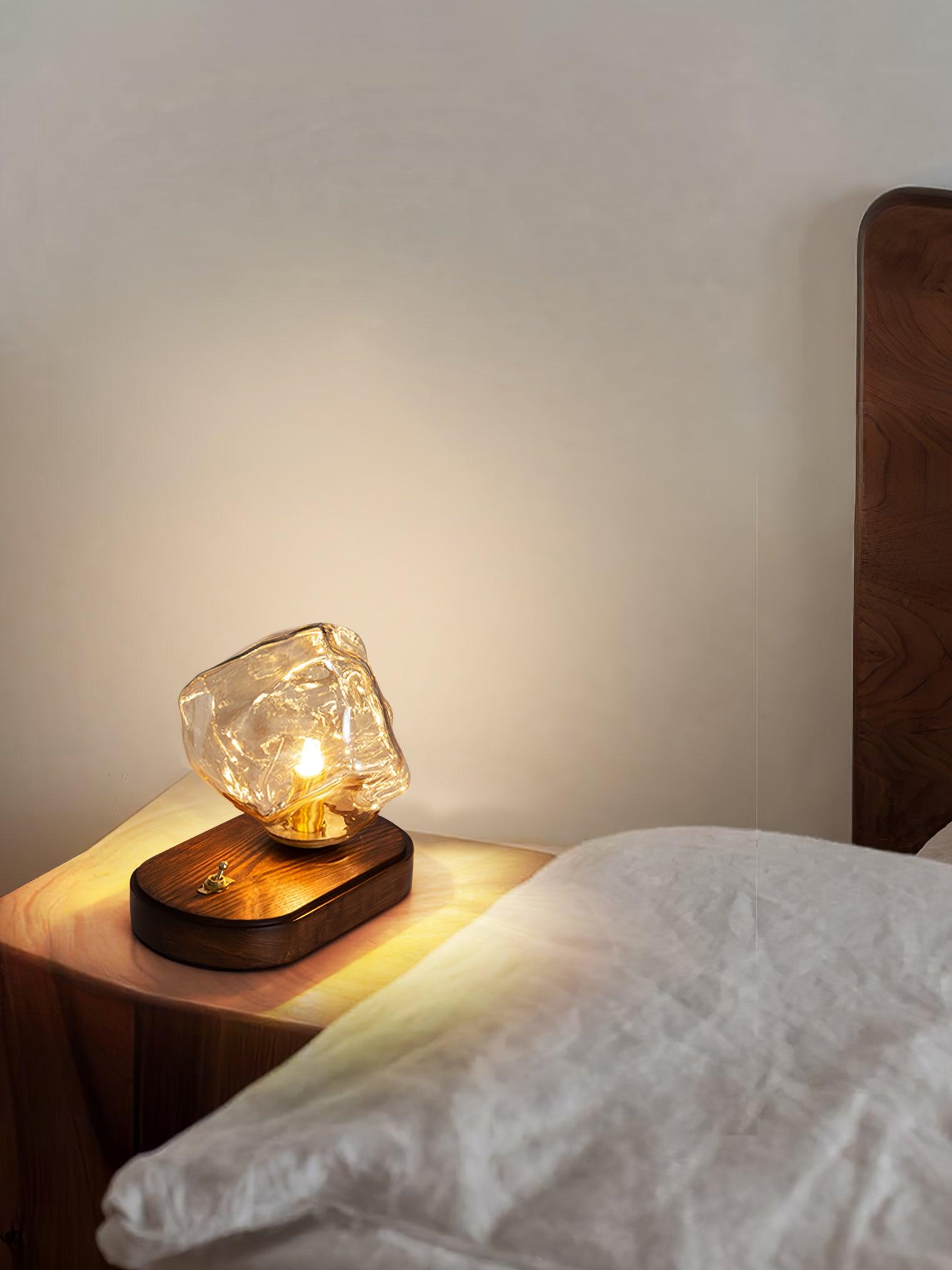 FrostGlow Vintage Glas-Tischlampe – Warmlicht Weiß fürs Wohnzimmer