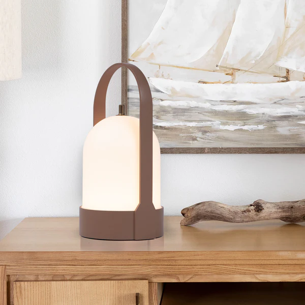 LumiGlow LED Laterne – Modern, tragbar, warmweiß, für Garten & Balkon