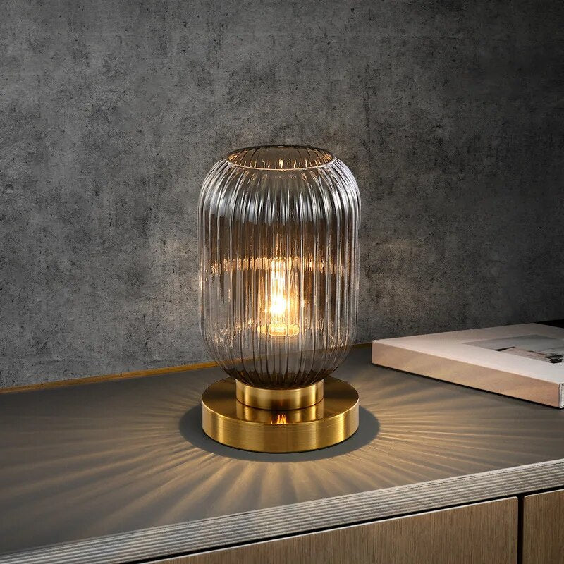 CrystalGlow Designer Tischlampe – Moderner Kristall-Look Weiß Wohnzimmer