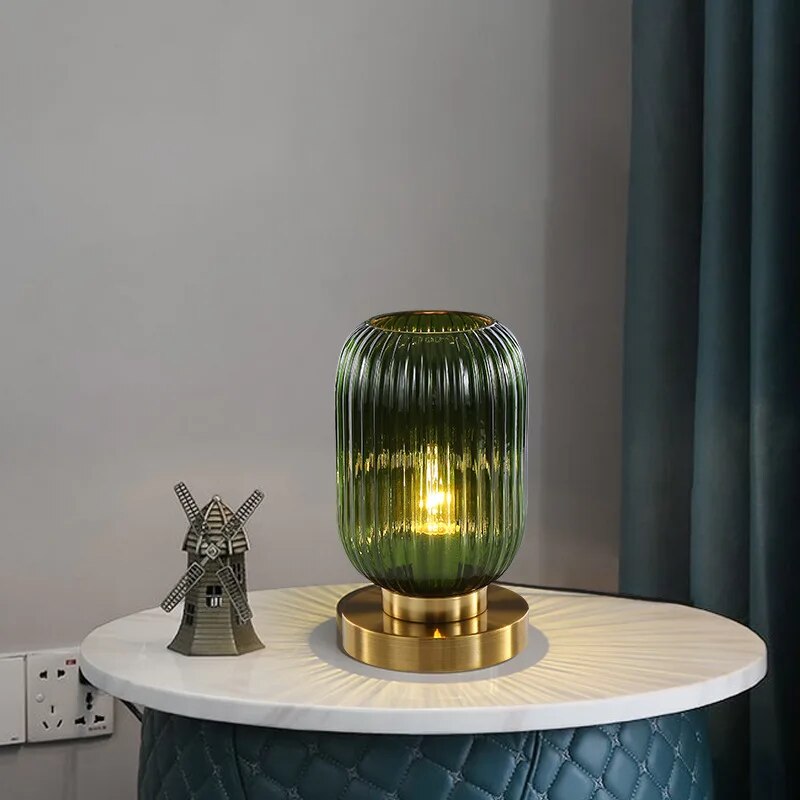 CrystalGlow Designer Tischlampe – Moderner Kristall-Look Weiß Wohnzimmer