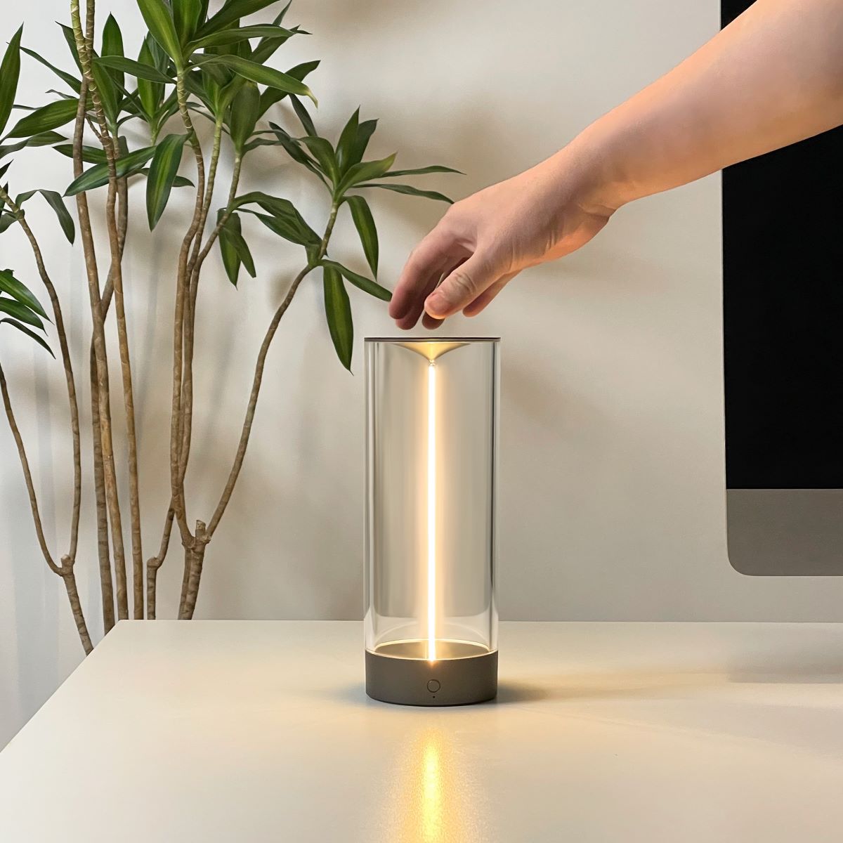 LumoBeam LED-Strahler Modern Bewegungsmelder Schwarz für Einfahrt
