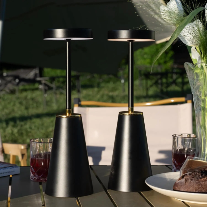 LumoLite LED Tischlampe – Kabellos, dimmbar, weiß, für Terrasse & Garten