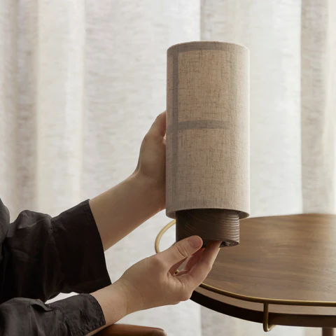 ZenLumi Tischlampe im Japan-Stil – Seidenoptik, Beige, für Wohnzimmer