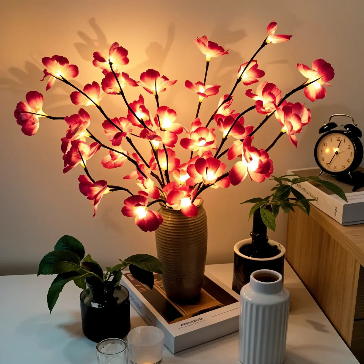 Leuchtender Kirschblütenzweig LED-Dekolampe in Rosa für Wohnzimmer