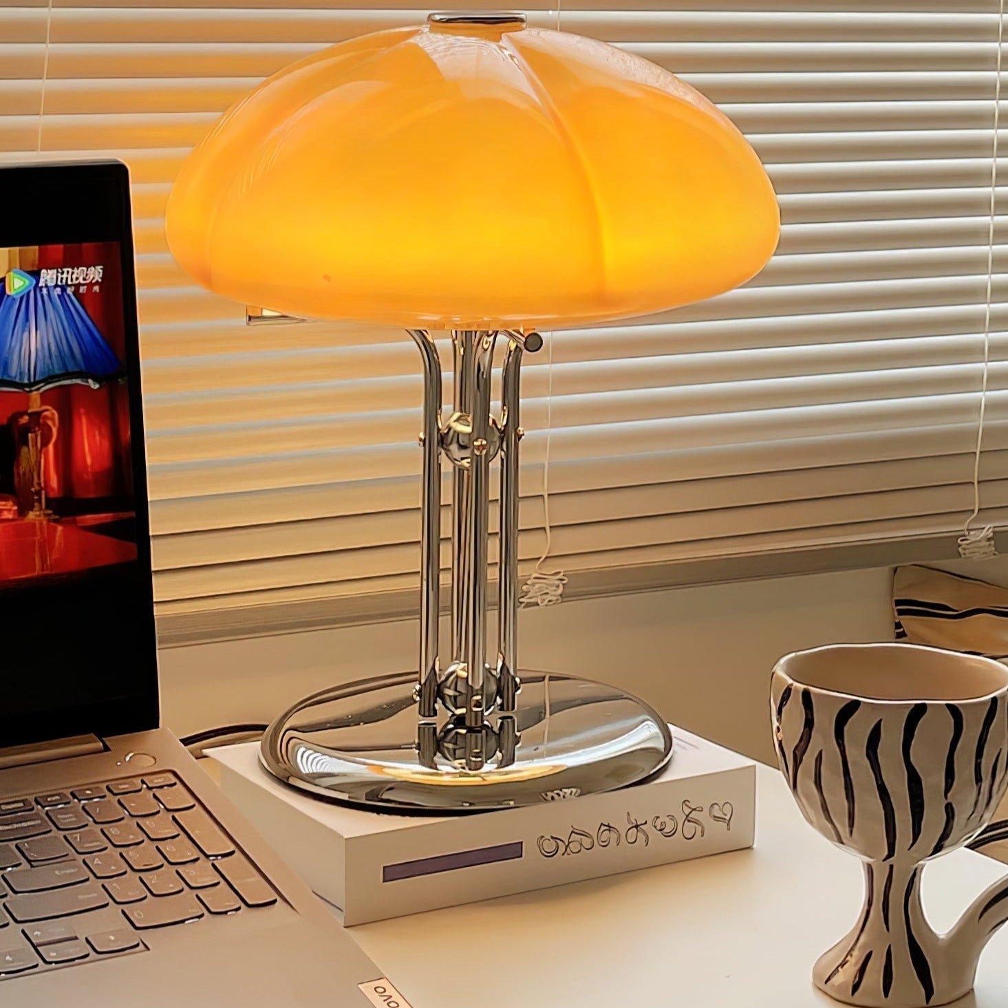 BauPilz Tischlampe – Retro-Stil, Pilzform, Weiß, für Wohnzimmer