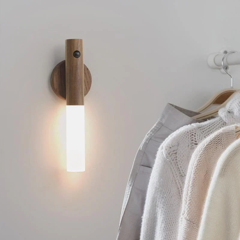 LumiFackel LED Fackelleuchte Modern Schwarz mit Sensor für Garten