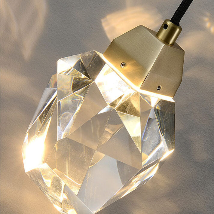 CrystalSpark Moderne LED-Wandleuchte mit Kristallen - Elegante Beleuchtung für den Wohnbereich