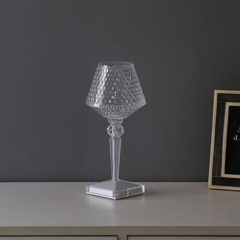 RadiantCrystal - LED-Tischleuchte aus Kristall mit drei dimmbaren Beleuchtungsoptionen
