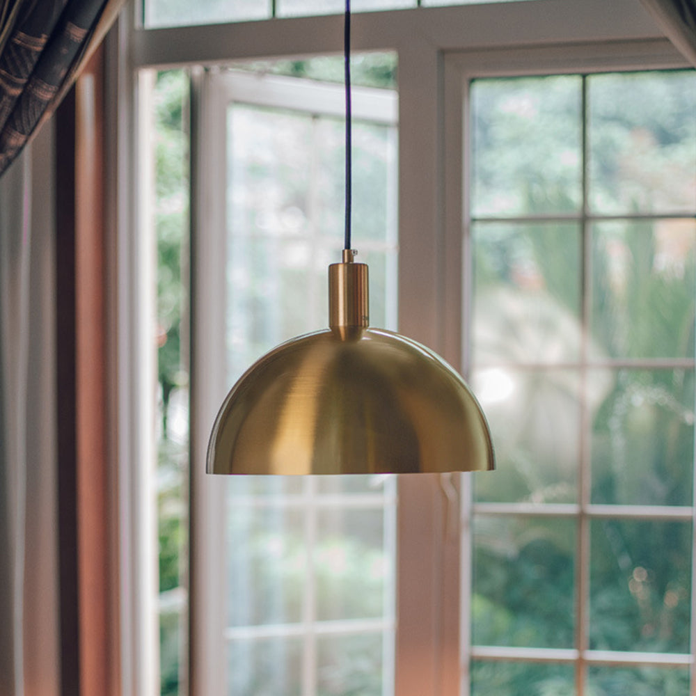 NovaBrass LED Pendelleuchte aus Messing – Elegant & Zeitlos