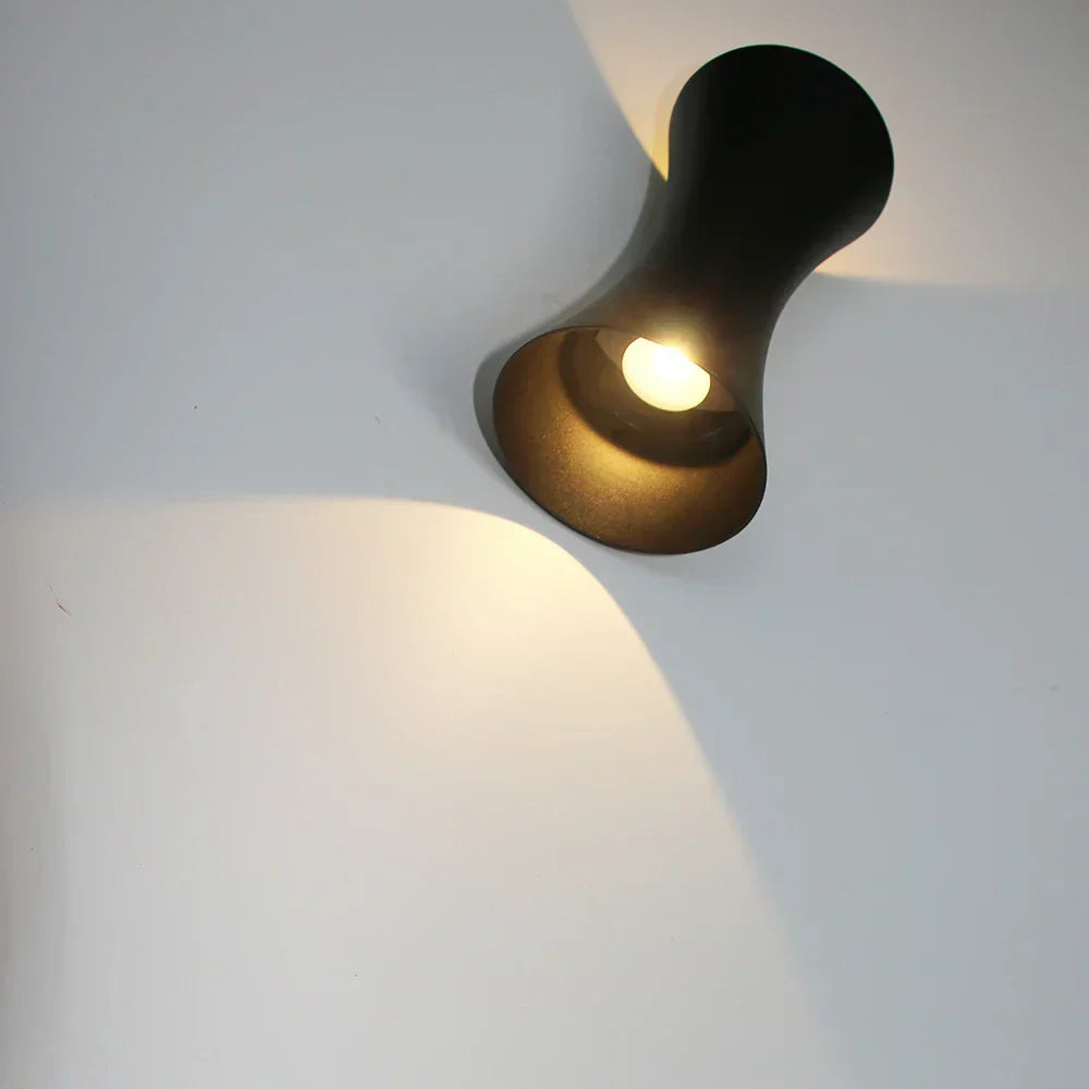 AquaRay – Wetterfeste Aluminium Wandlampe