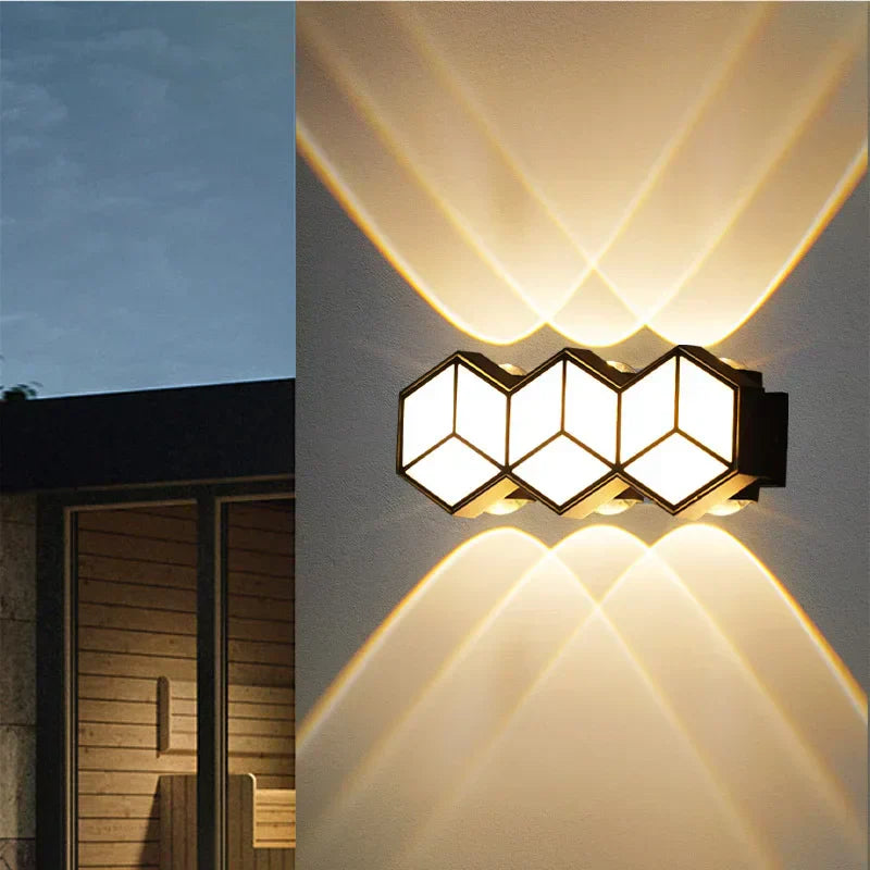 AeroShield - Wetterfeste LED-Wandleuchte
