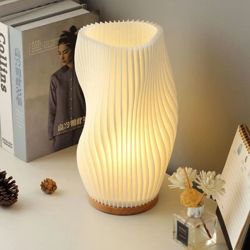 Wavelight I Moderne Design-Tischleuchte mit dimmbarer Beleuchtung
