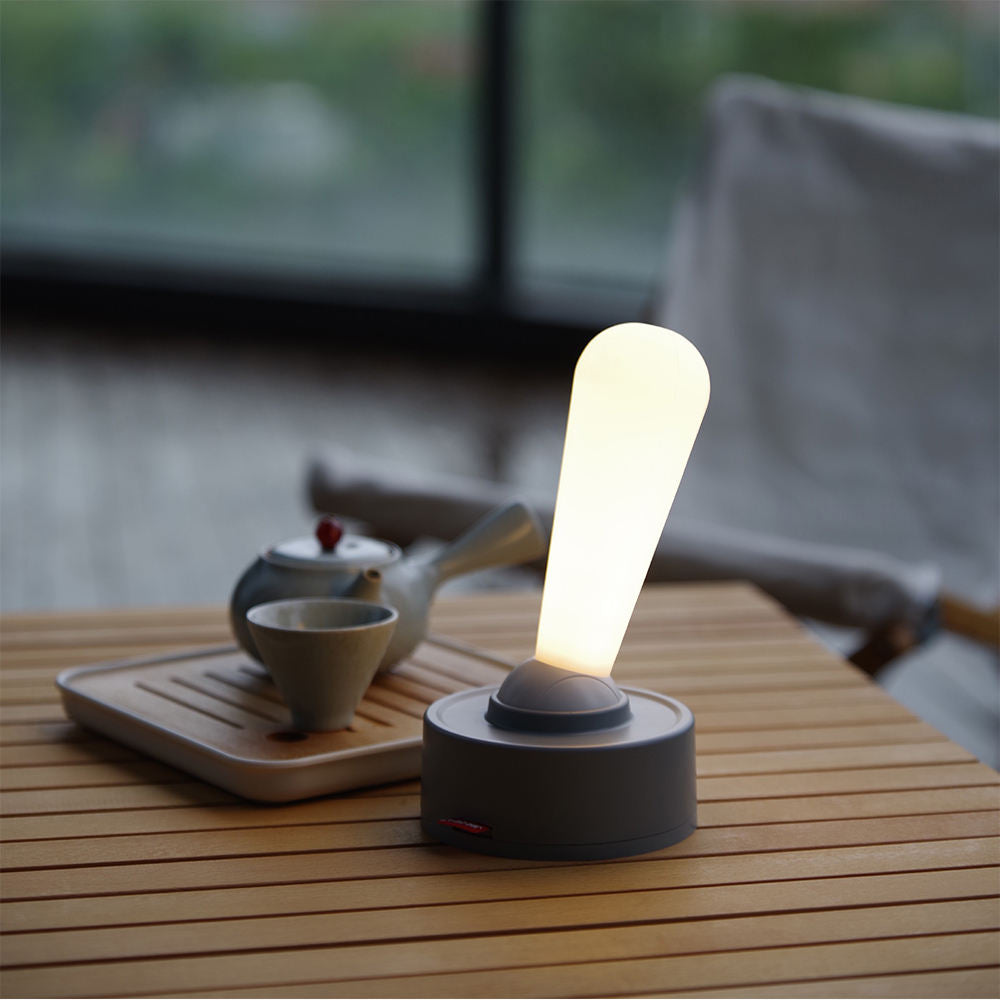 Voltura Retro LED Tischlampe – Hebelschalter Schwarz Büro