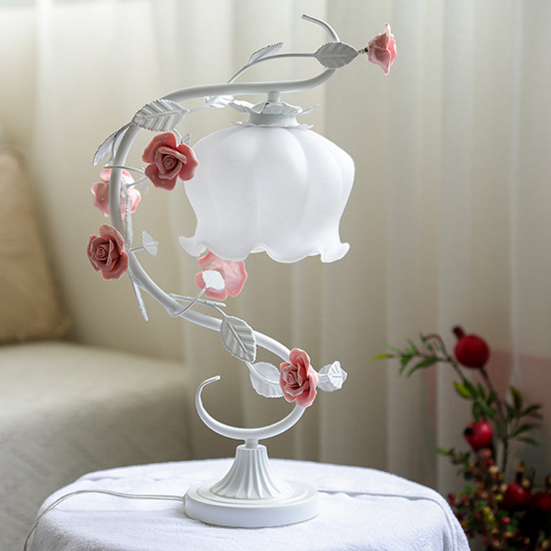 RoseLume Elegante LED-Rosenlampe wetterfest Rosa für Garten