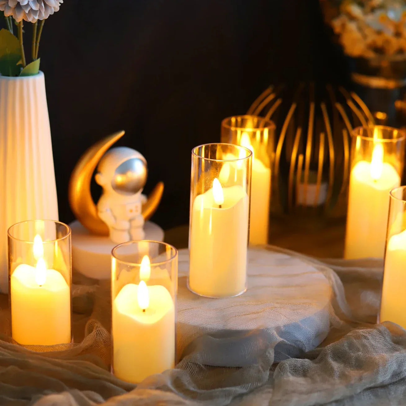 Lichtglanz – Stilvolle LED-Kerzen aus Acryl Warmweiß Garten