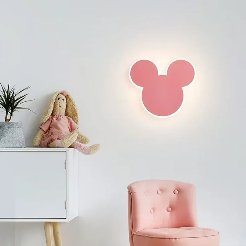 RabbitGlow - LED-Wandleuchte in rosa Hasenform für das Spielzimmer