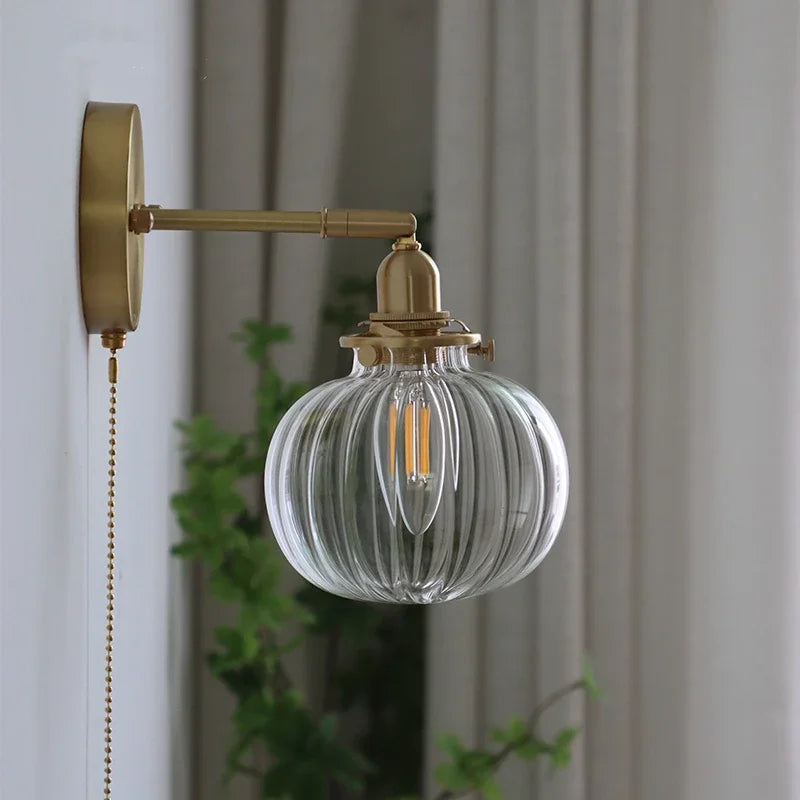 LichtZen - Nordisch moderne Wandleuchte mit Zugschalter - Glas und Eisen für Schlafzimmer oder Bad