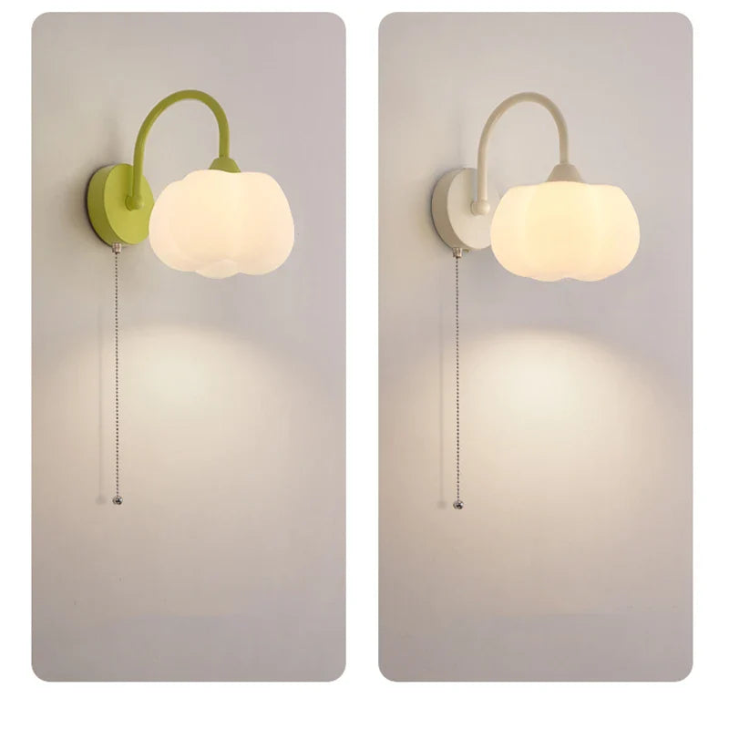 ModernAura LED Wandleuchte mit Zugschalter - Weiß oder Grün für Schlafzimmer und Wohnzimmer
