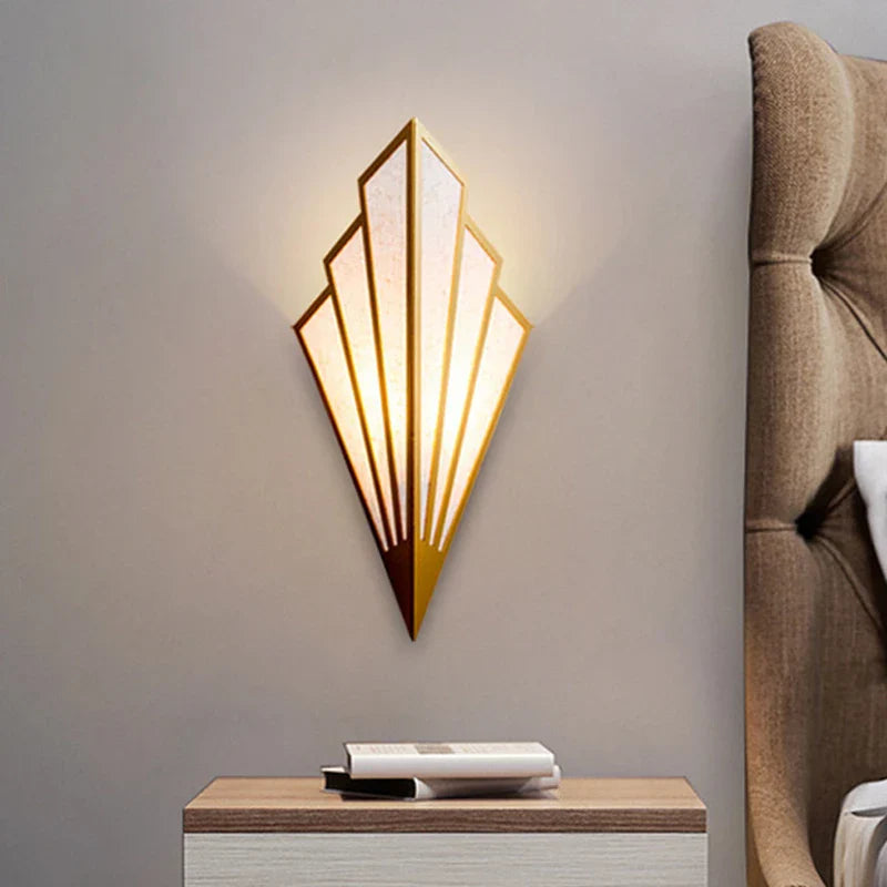RayLuxe – Stilvolle LED-Wandleuchte für Moderne Wohnräume