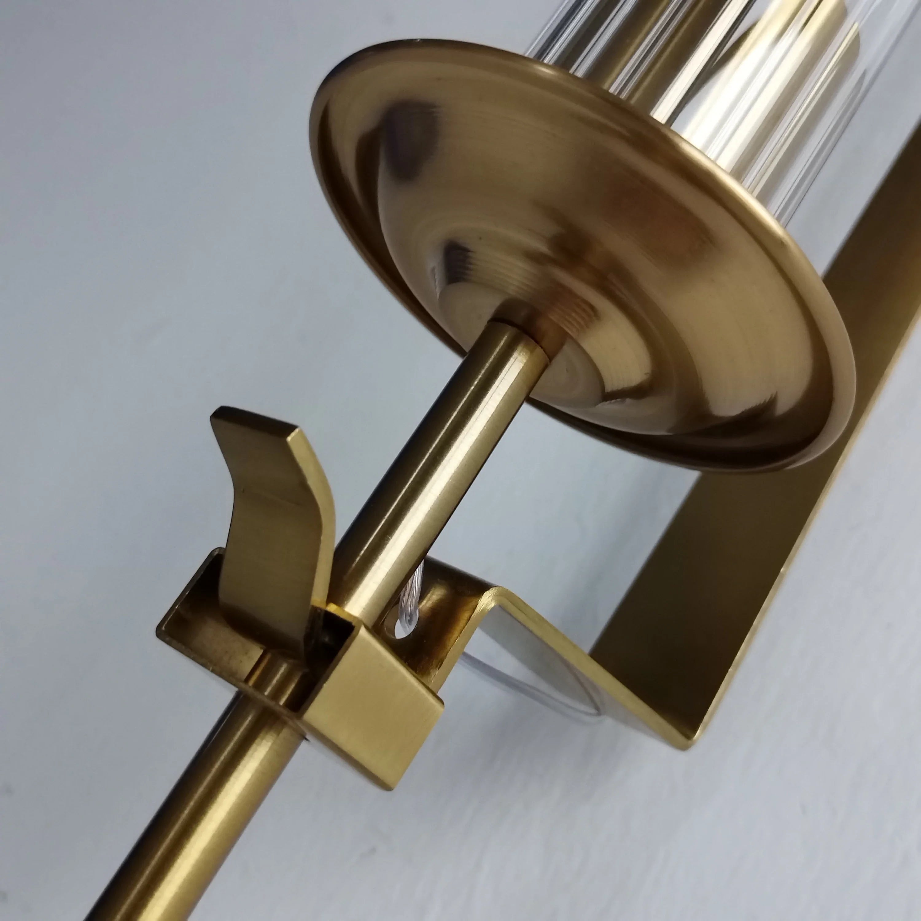 GleamGold LED-Wandleuchte - Stilvolles Retro-Gold-Finish