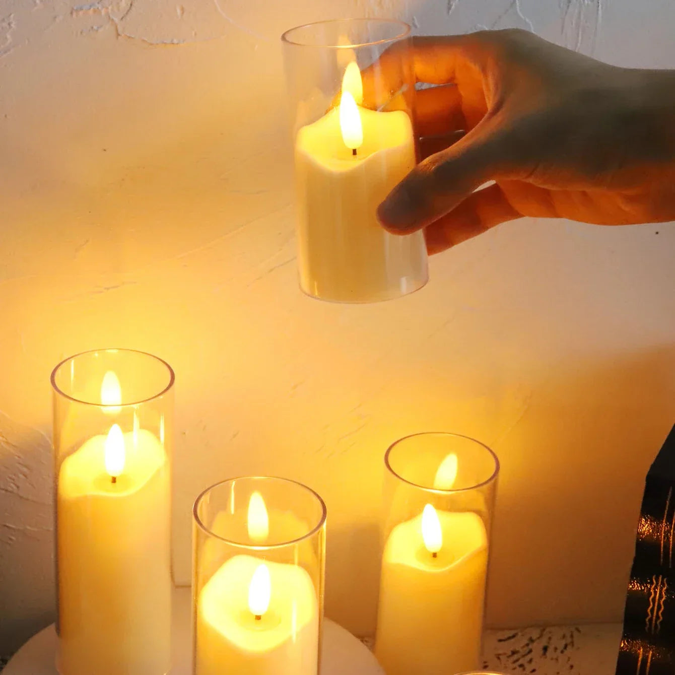 Lichtglanz – Stilvolle LED-Kerzen aus Acryl Warmweiß Garten