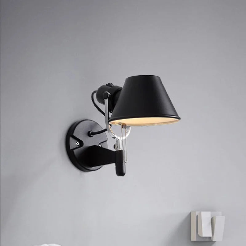RockGlow - Industrielle LED-Wandleuchte - Verstellbarer Arm für das Schlafzimmer