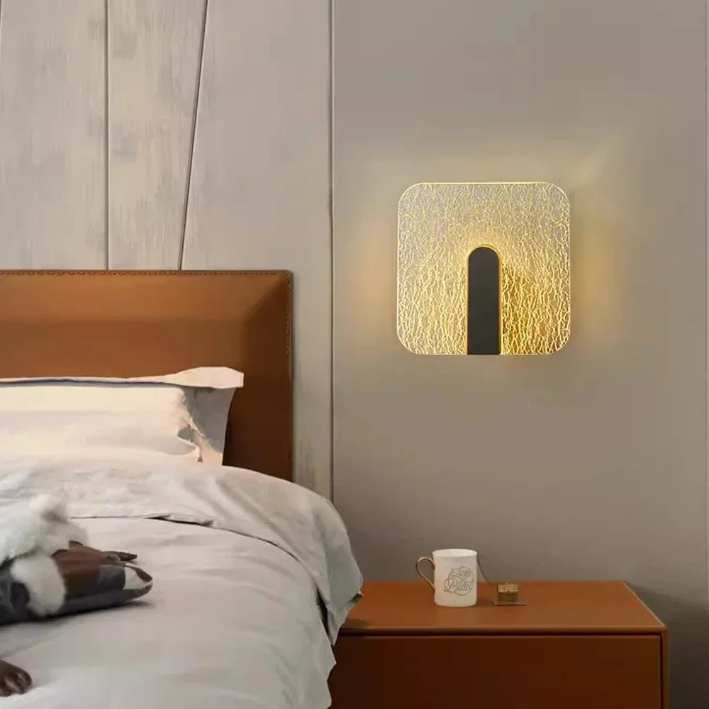 LuxuraLED Wandleuchte - Modernes Acryl-Design