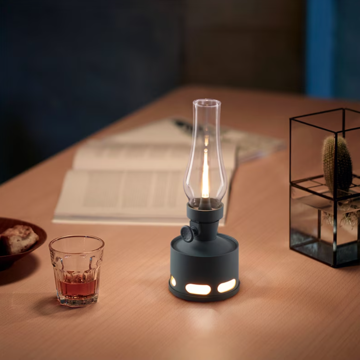 LumoLantern Vintage LED Laterne warmweiß schwarz für Garten & Terrasse