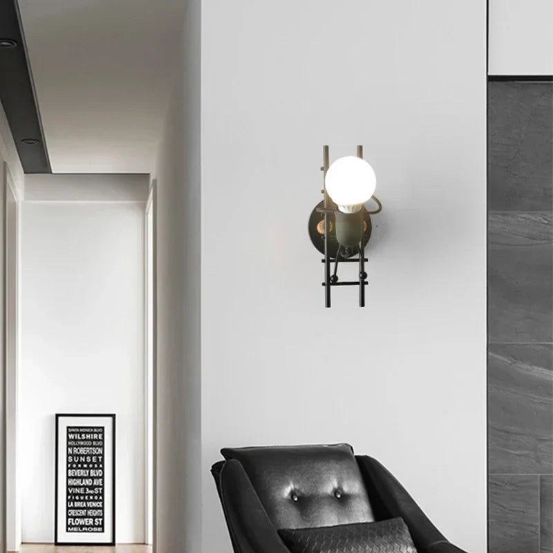 RoboLite Nordic LED-Wandleuchte - Verspieltes Roboterdesign für Kinderzimmer und moderne Innenräume