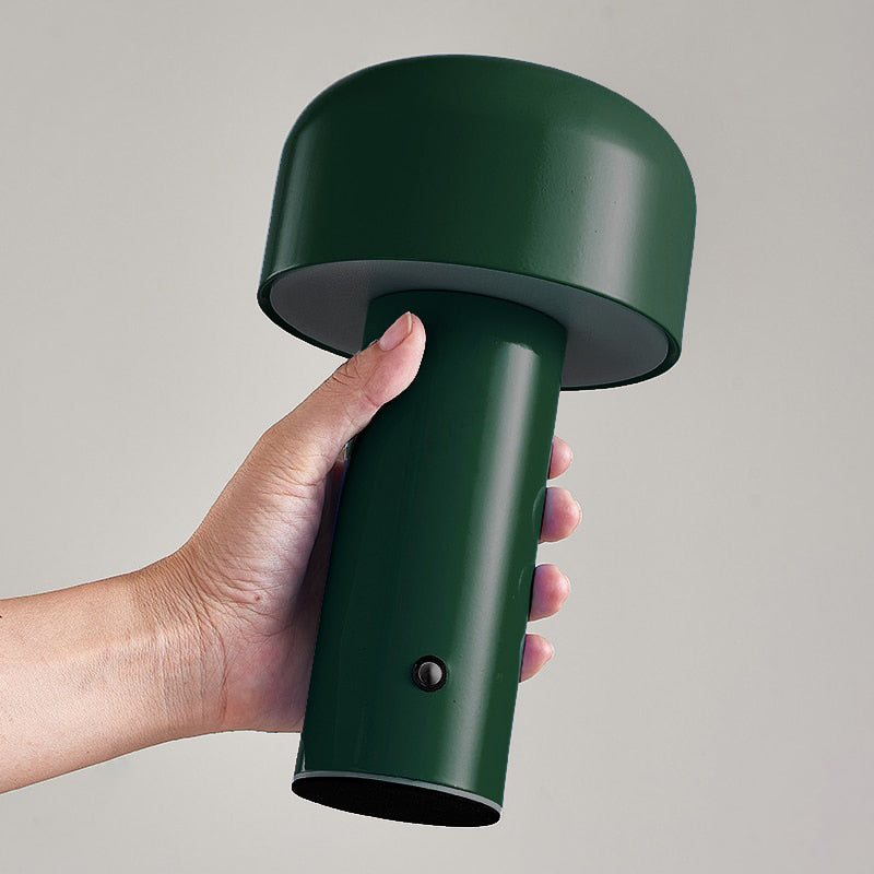 LumaFungo LED Pilzlampe – Kabellos, dimmbar, retro, gold, für Terrasse