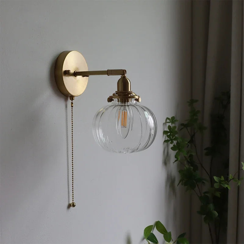 LichtZen - Nordisch moderne Wandleuchte mit Zugschalter - Glas und Eisen für Schlafzimmer oder Bad