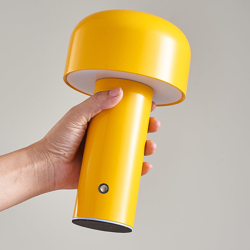 LumaFungo LED Pilzlampe – Kabellos, dimmbar, retro, gold, für Terrasse