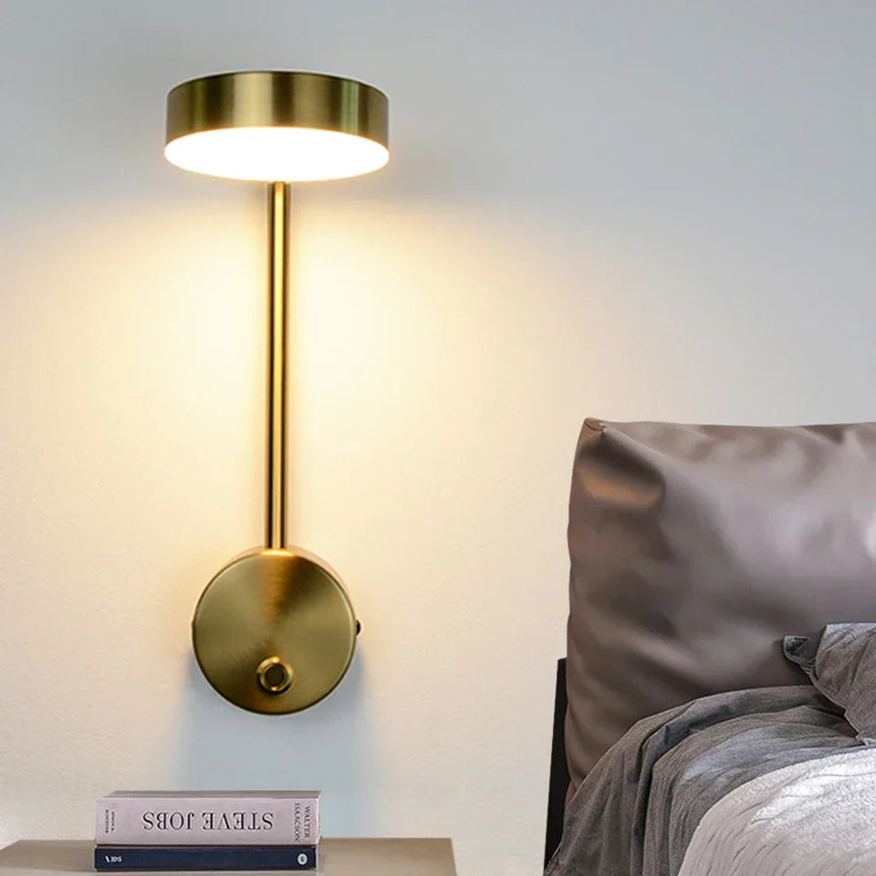 LumoraSpin - Moderne drehbare LED-Lampe