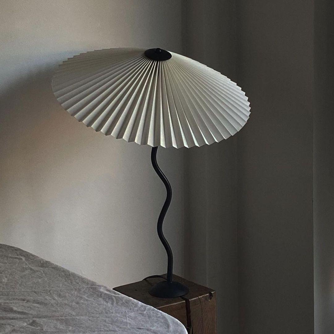 CurveLicht Design-Tischlampe – LED, Wellenform, Schwarz, für Wohnzimmer