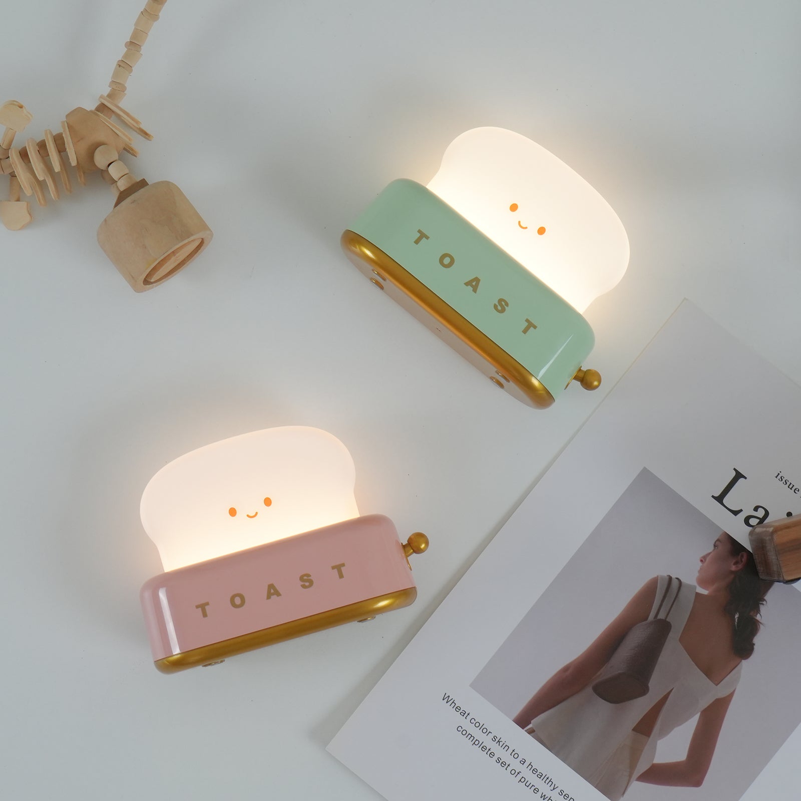 GlowToast Modern LED Tischlampe – Akku Weiß Terrasse