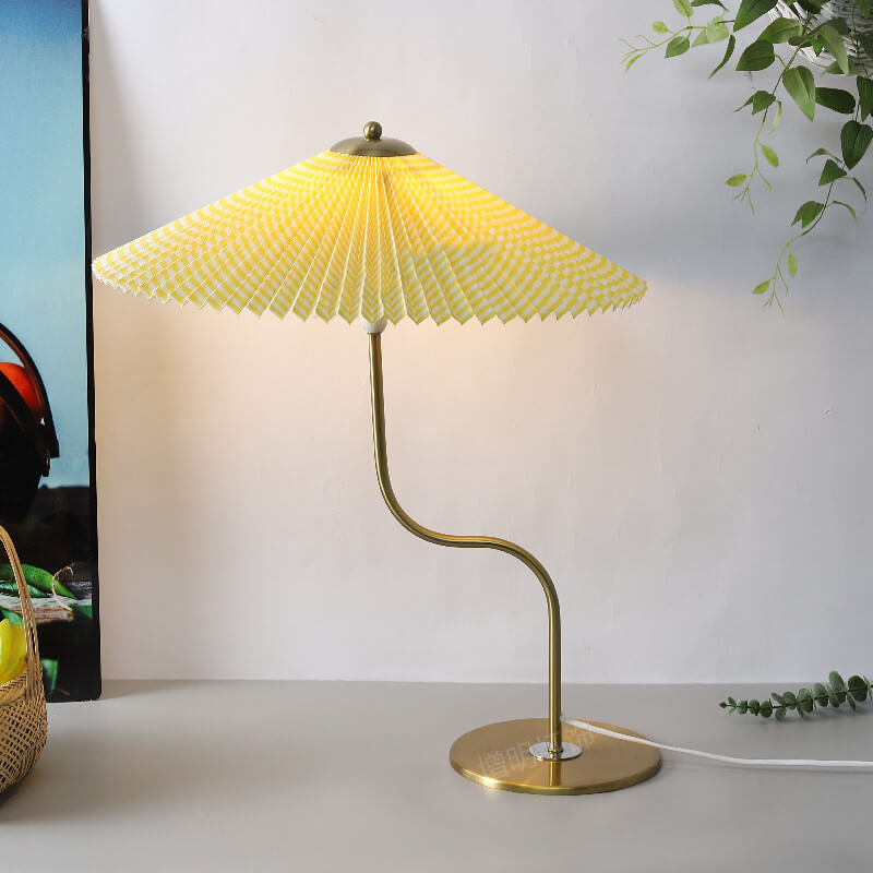 LumiShade Terrassenlampe – Moderner Regenschirm-Stil LED Weiß Garten