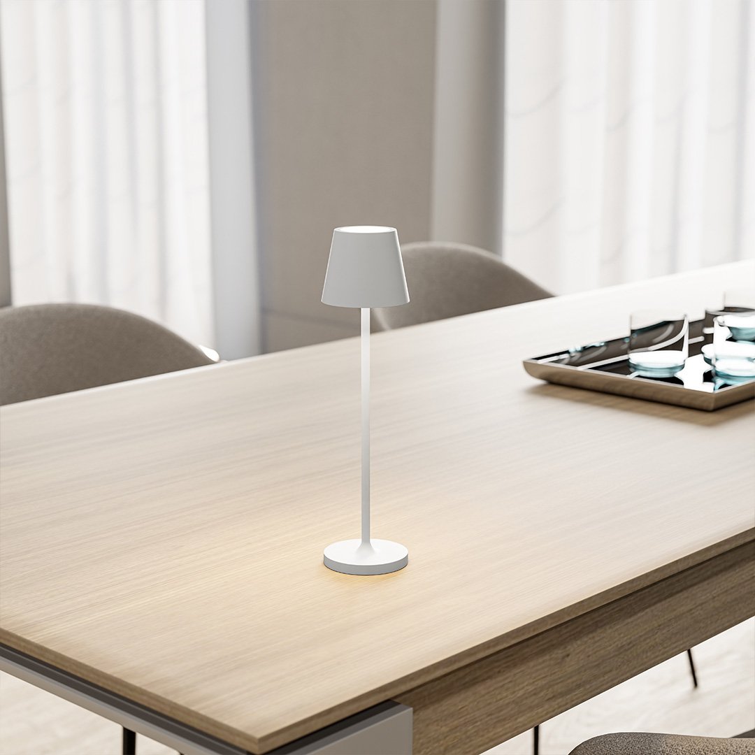 LumiNova – Moderne LED-Tischlampe Touch Steuerung Weiß tragbar für Terrasse