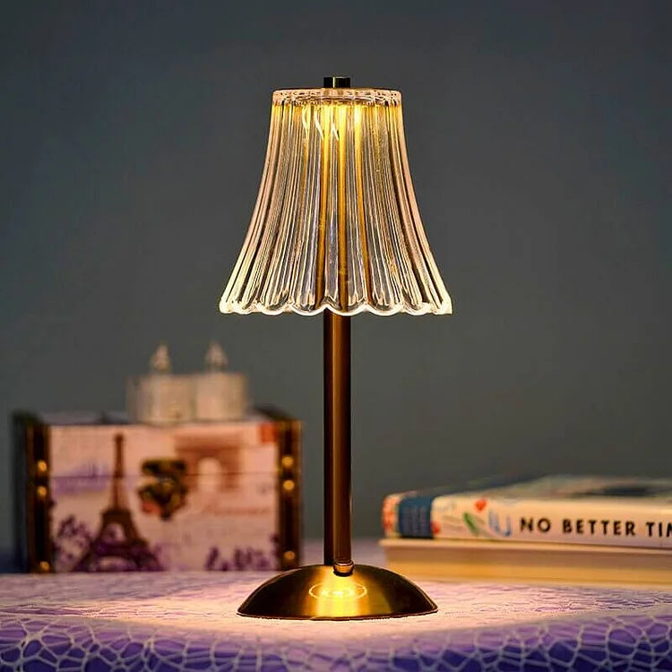 CrystalLuxe – Elegante Kristall-Tischlampe mit warmem Licht Weiß für Wohnzimmer
