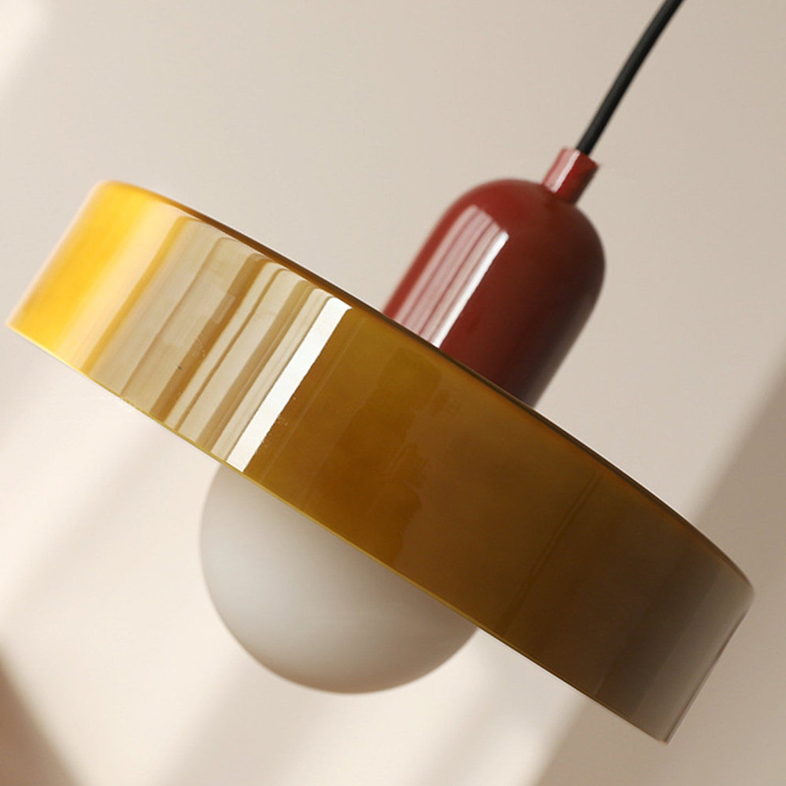 Verstellbare Bauhaus Pendelleuchte aus Glas – Esszimmer & Wohnzimmer Beleuchtung