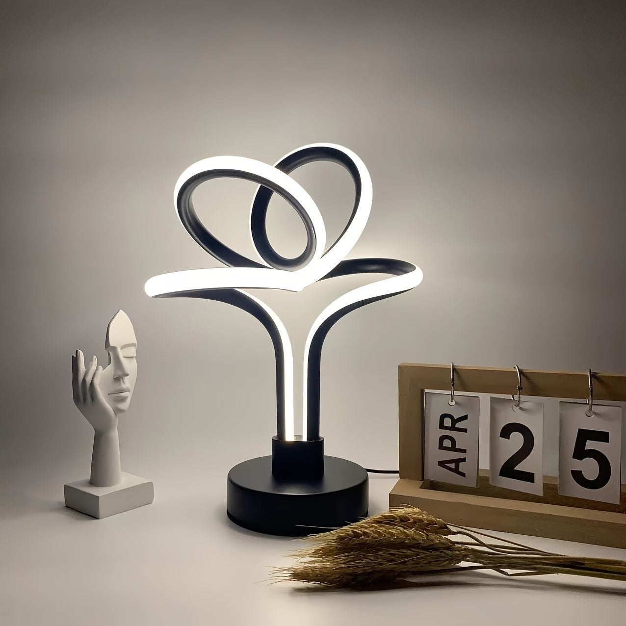ScandiLume - Minimalistische USB-LED-Tischlampe