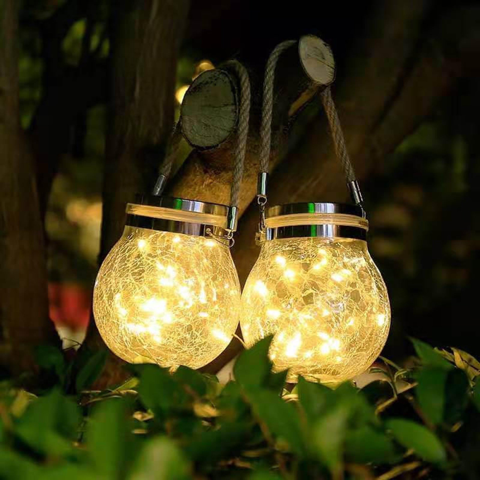 SolarGlanz – Elegante Glas-Solarleuchte für Garten & Terrasse